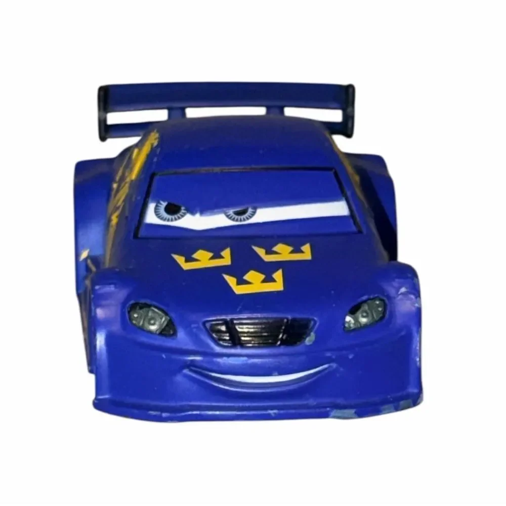 Disney Store Cars 2 Flash Nilsson 1:43 Diecast Chase Car Sweden World Grand Prix